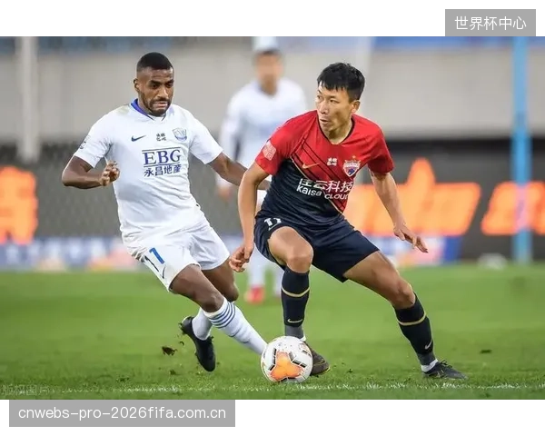 士砵亭中卫迪奥曼德将承担防线领袖角色，他的稳定发挥对零封对手至关重要。